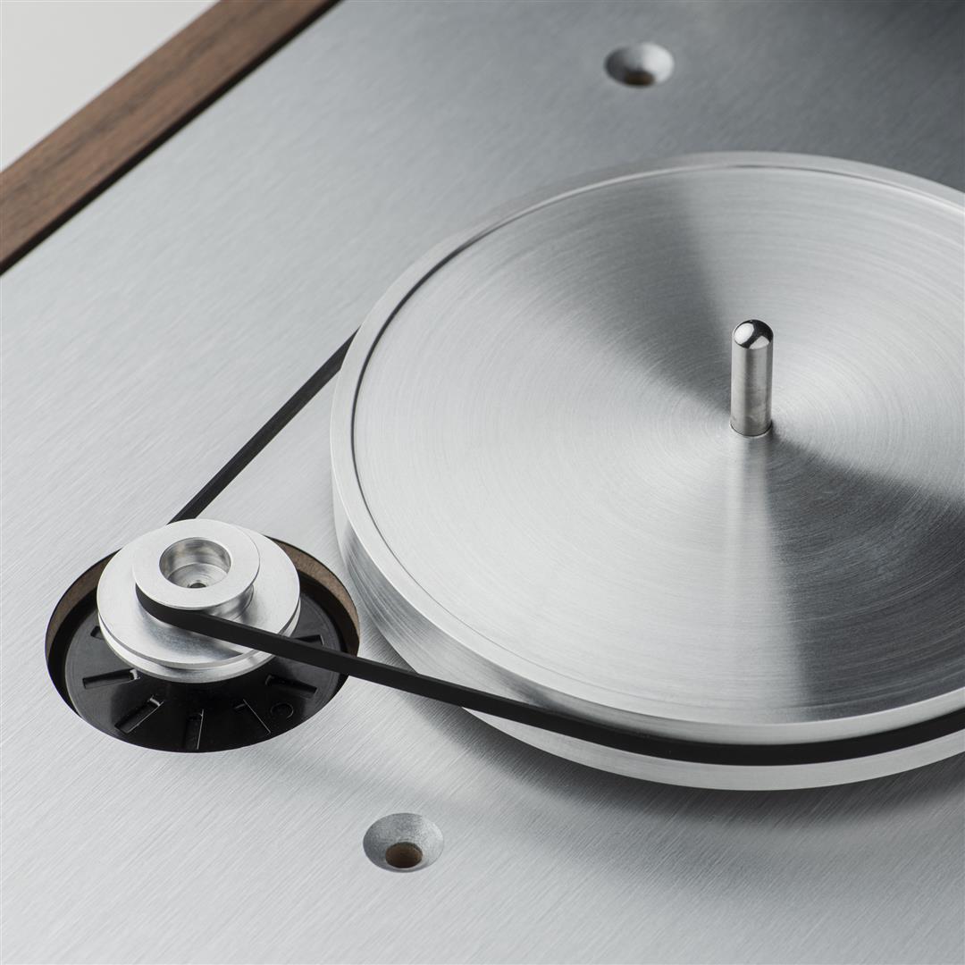 Pro-Ject The Classic Evo Turntable
