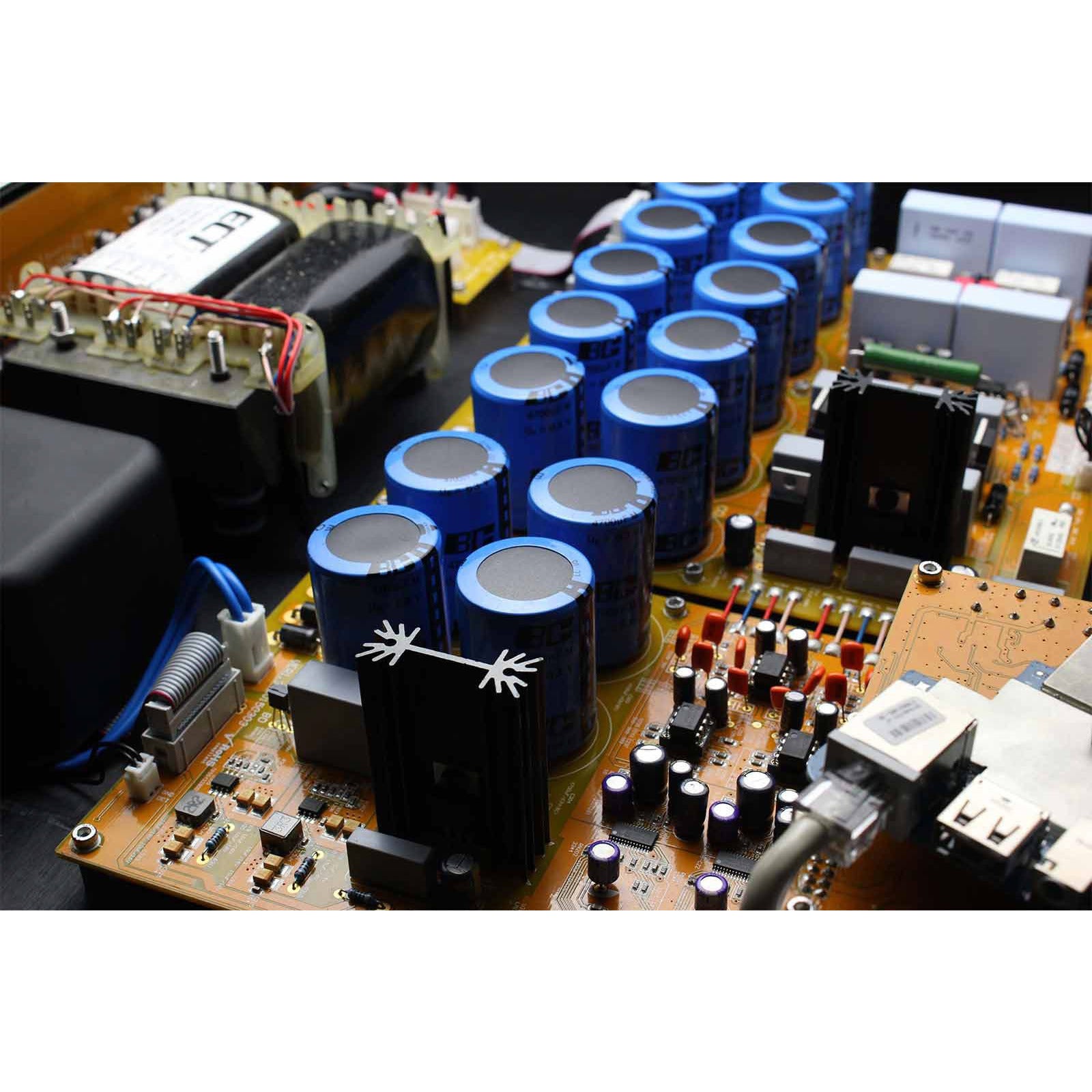 YBA Passion Power Amplifier 650 - Kronos AV